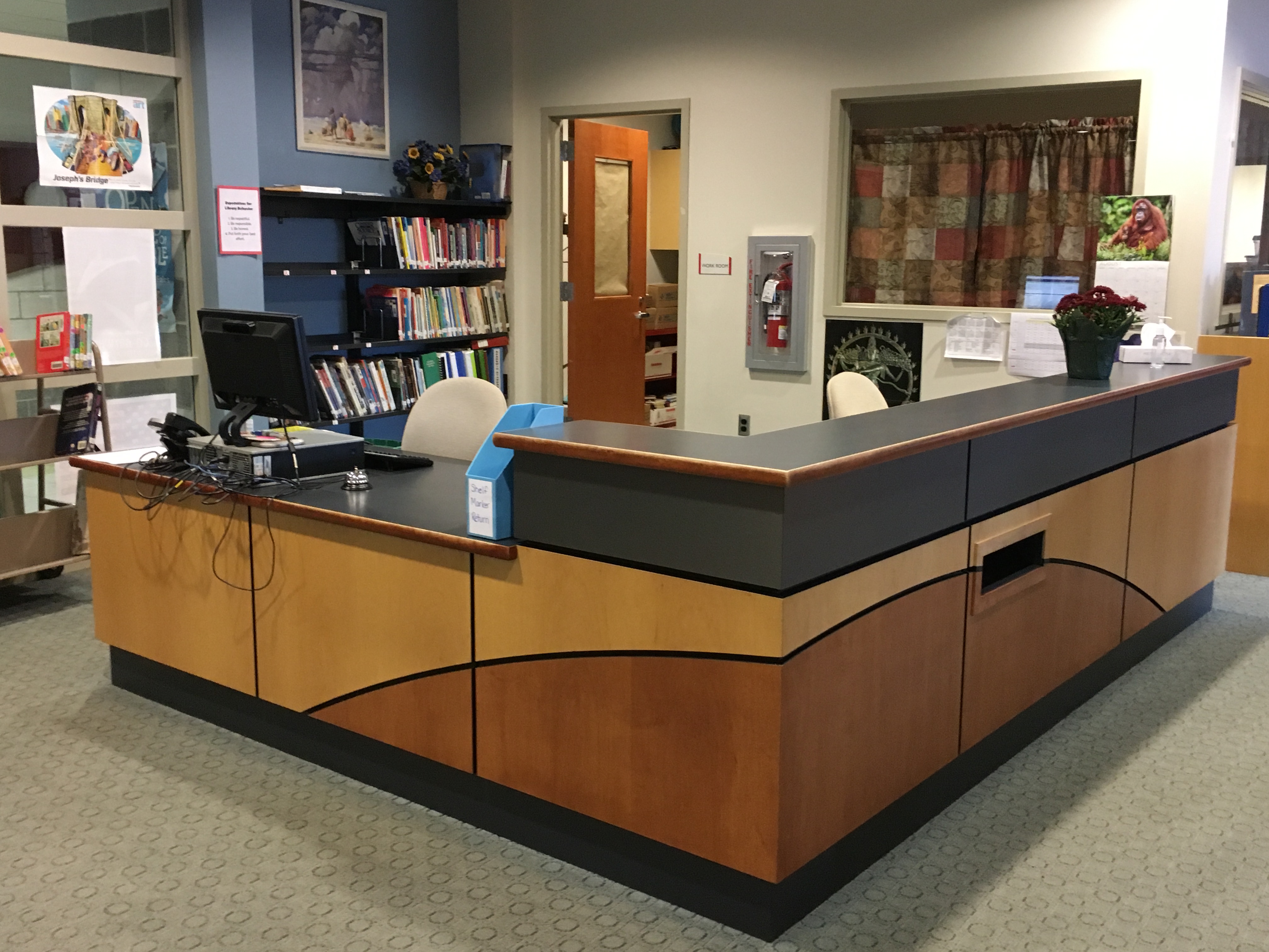 Circ Desk 